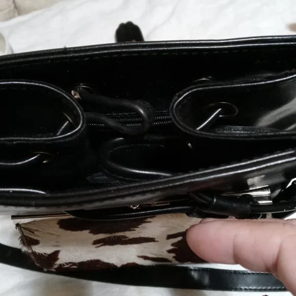 Vintage black and cow hide awesome "cool" purse - Picture 3 of 7
